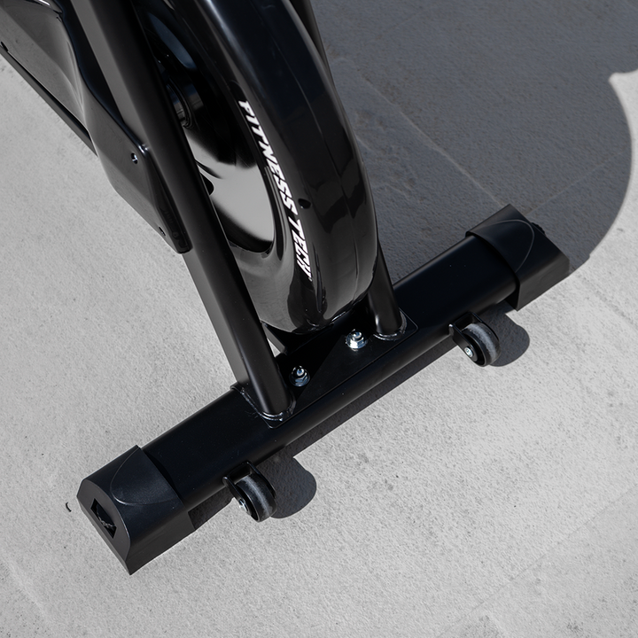 FT-28007-indoor-saman-detalle-ruedas